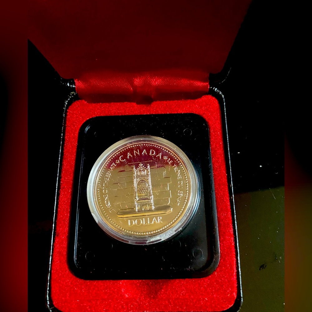 Rare Canadian Jubilee 25th Anniversary Silver edition Canada Dollar Uncirculated